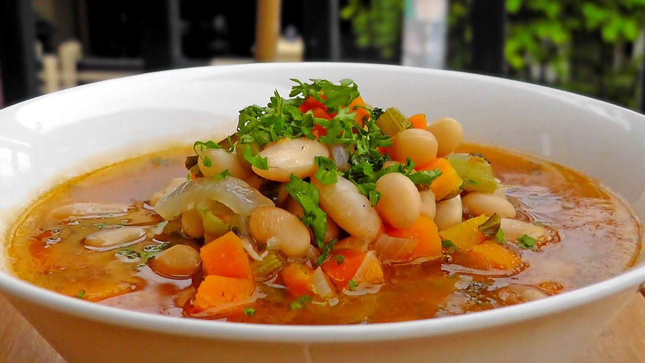 Постный суп с овощами. Суп фасолевый овощной. Суп фасолевый постный. Фасолевый овощной суп рецепт. Овощной суп с фасолью.