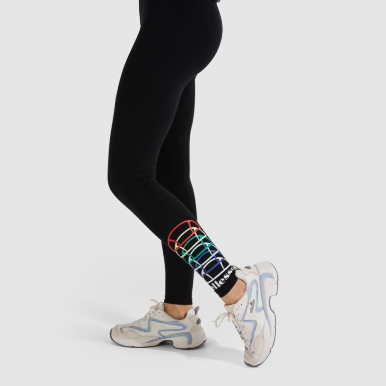 Top 12 Athleisure Brands for women in 2021 - Totakee